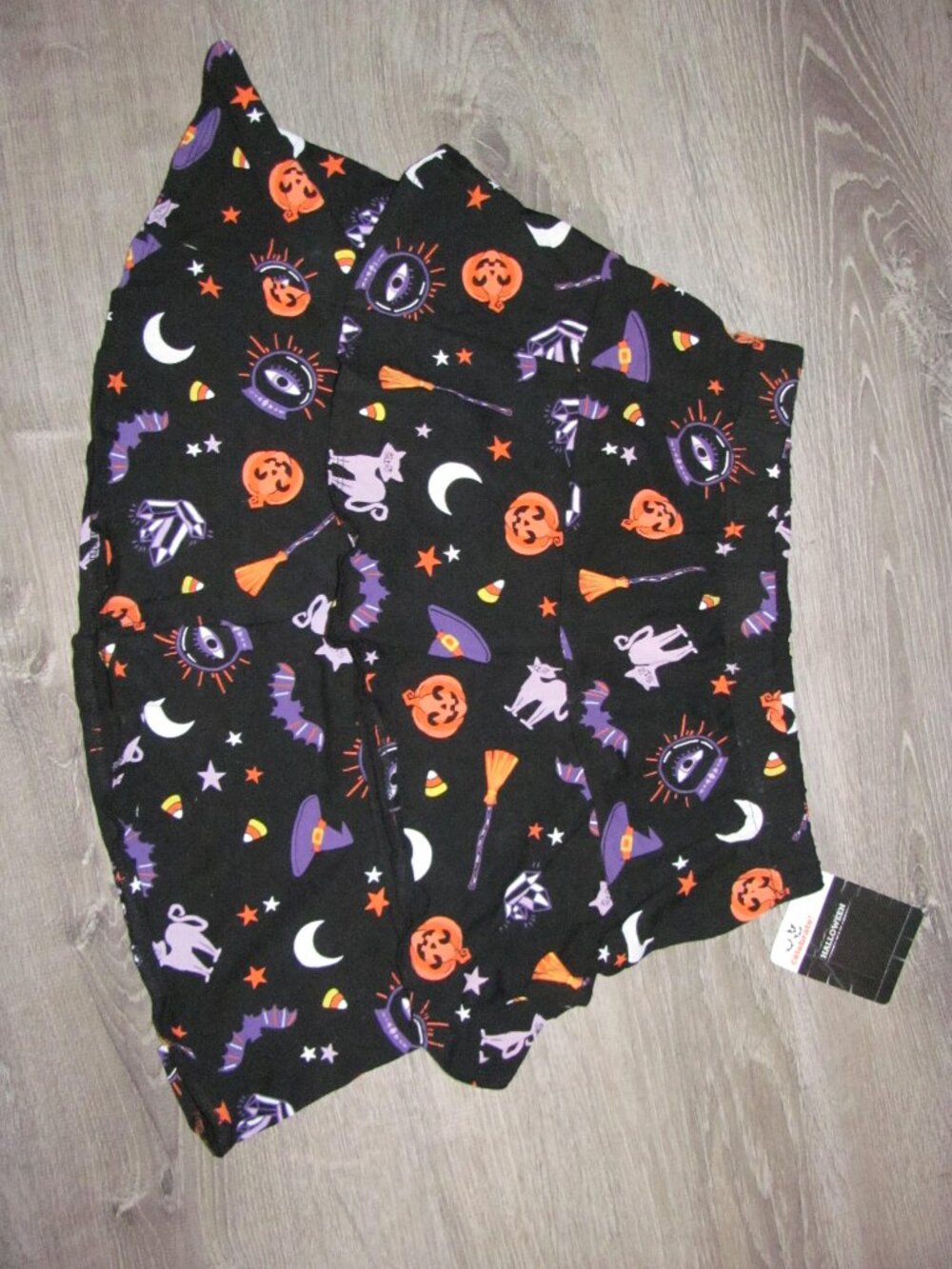 Girls Way to Celebrate Halloween Tiered Mini Skirt Size Large L NWT Black Print